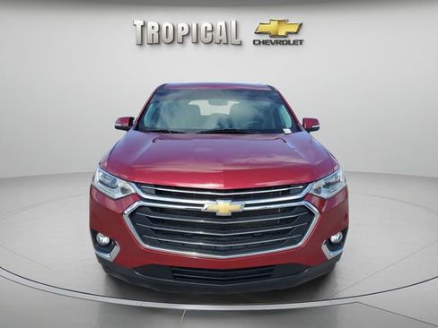 Used 2021 Chevrolet Traverse LT image 8