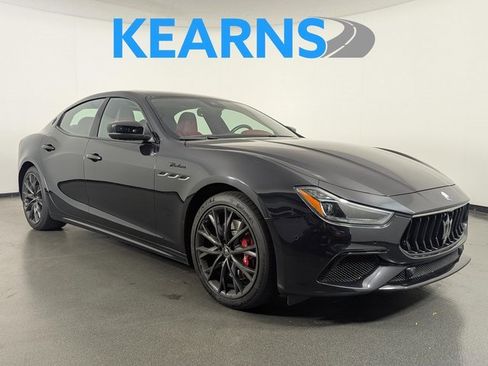 Used 2022 Maserati Ghibli Modena Q4 image 1