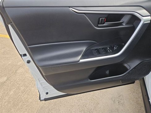 Used 2025 Toyota RAV4 LE image 14