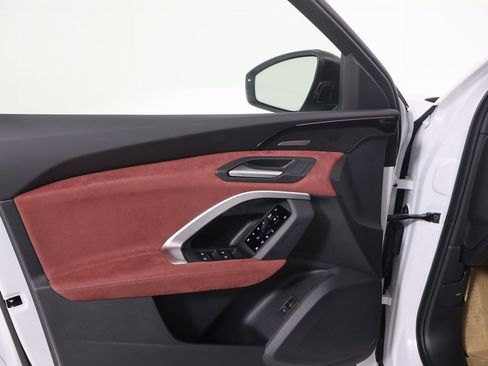 New 2025 Audi SQ5 Premium Plus image 21