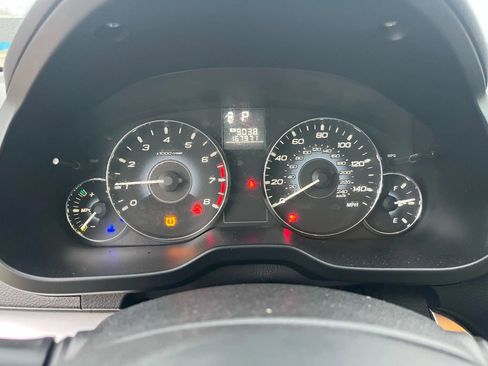 Used 2010 Subaru Outback 2.5i Premium image 10