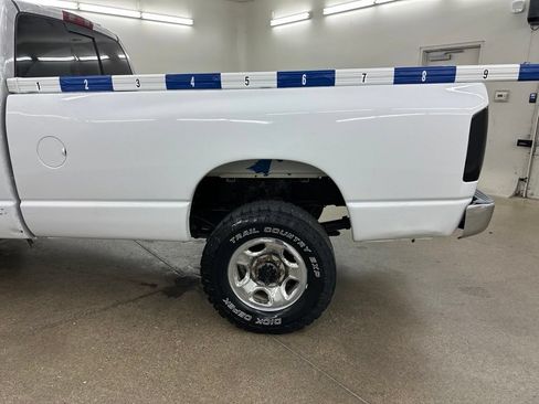 Used 2004 Dodge Ram 2500 Truck SLT w/ Off-Road Group AWD/4WD image 17