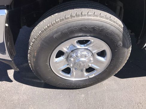 Used 2024 RAM 3500 Tradesman w/ Chrome Appearance Group image 10