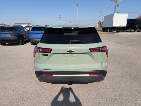 New 2026 Chevrolet Equinox LT image 5