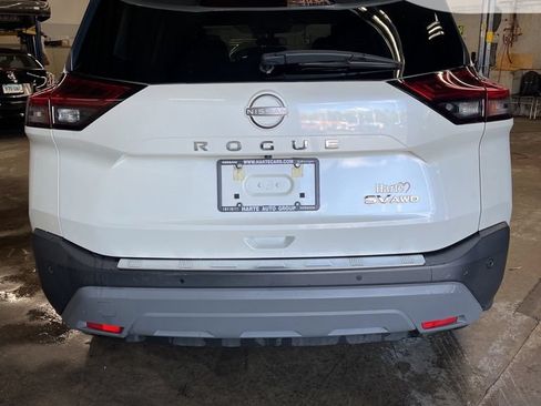 Certified 2023 Nissan Rogue SV AWD/4WD image 4