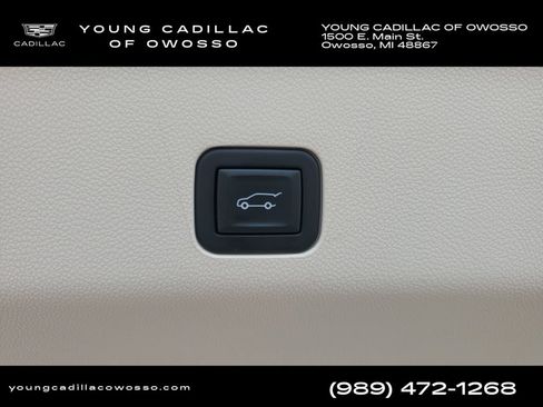 Used 2023 Cadillac Escalade Premium Luxury Platinum w/ Heavy-Duty Trailer Package AWD/4WD image 35