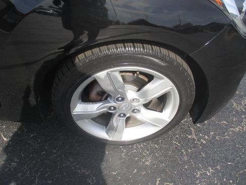 Used 2012 Hyundai Veloster image 28