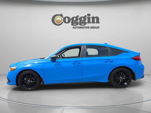 Used 2024 Honda Civic Sport image 2
