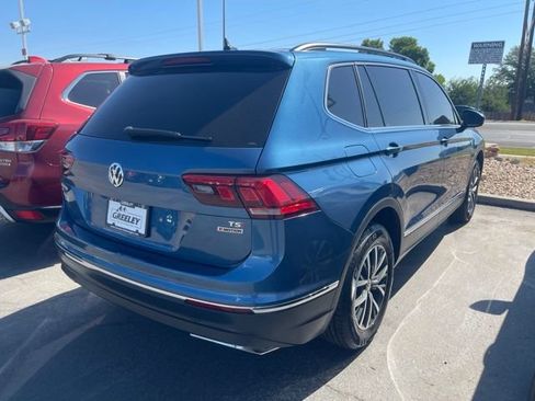 Used 2018 Volkswagen Tiguan S AWD/4WD image 2