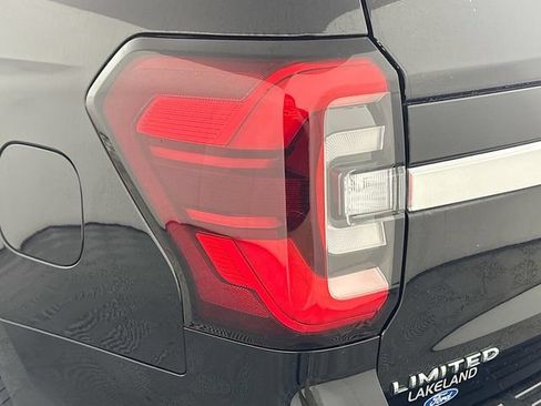Used 2024 Ford Expedition Limited RWD image 26