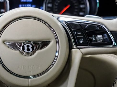 Used 2020 Bentley Bentayga Speed AWD/4WD image 15