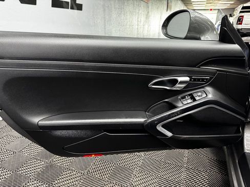 Used 2016 Porsche 911 Carrera S RWD image 35