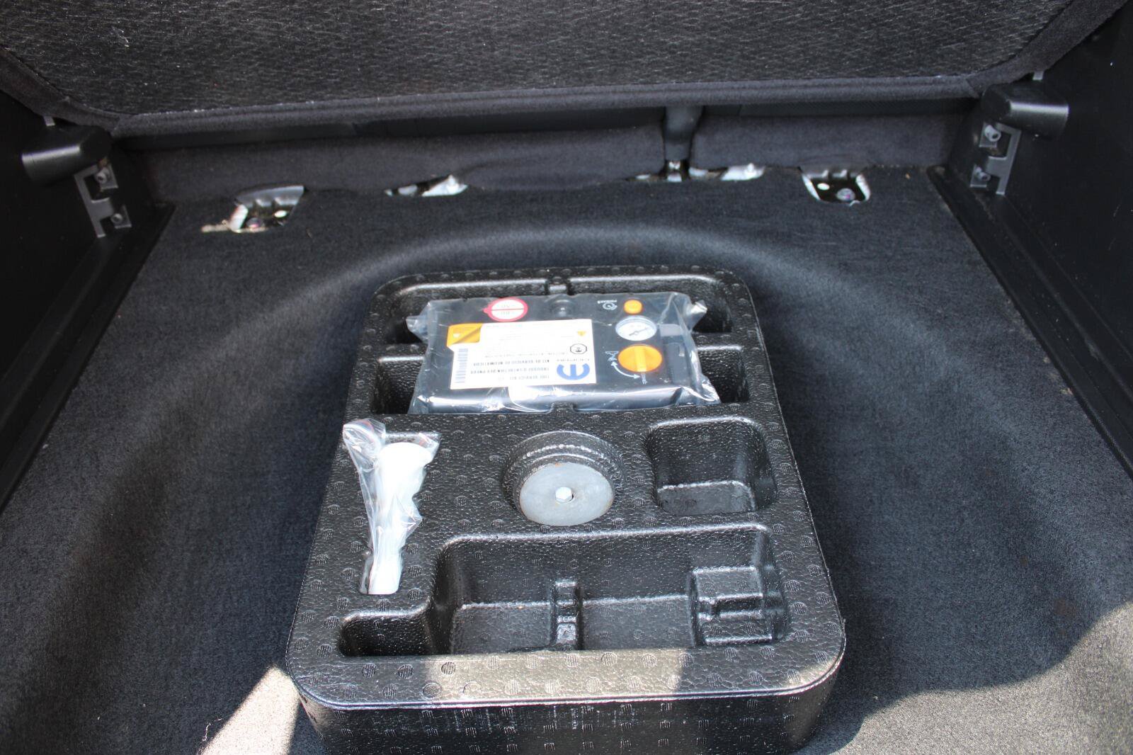 Used 2023 Jeep Compass Limited AWD/4WD image 28