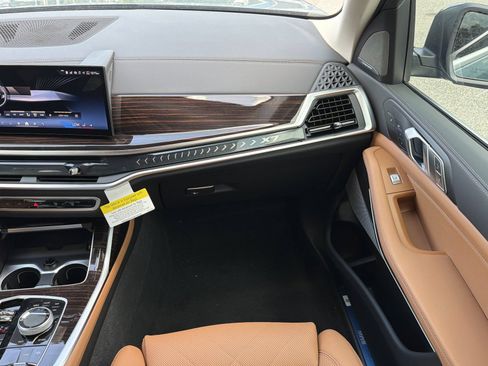 New 2027 BMW X7 xDrive40i AWD/4WD image 18
