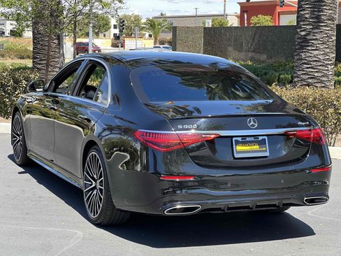 Used 2022 Mercedes-Benz S 500 4MATIC image 2