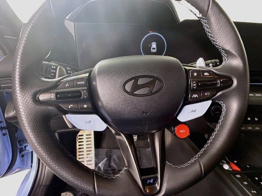 Used 2025 Hyundai Elantra N FWD image 12
