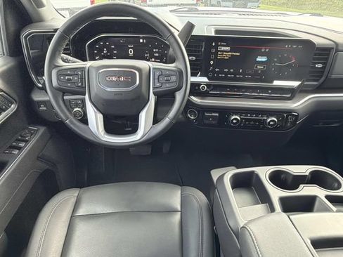 Used 2026 GMC Sierra 1500 SLT AWD/4WD image 23