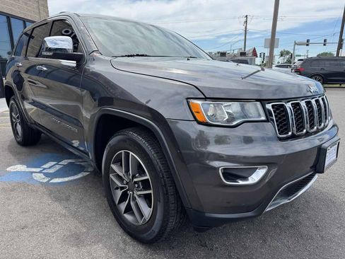 Used 2020 Jeep Grand Cherokee Limited AWD/4WD image 3