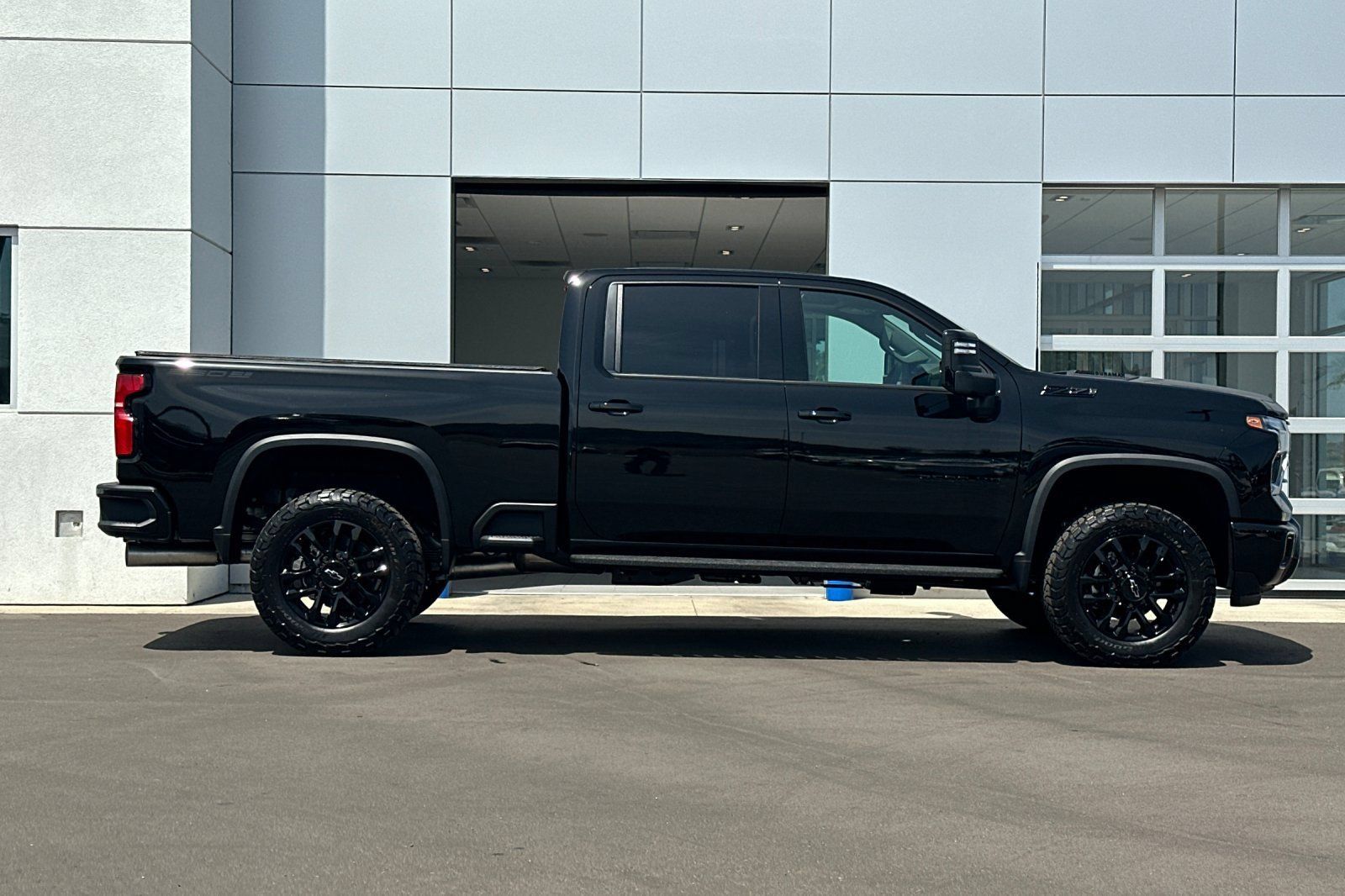 New 2026 Chevrolet Silverado 2500 LTZ AWD/4WD image 3