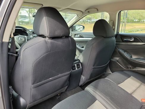 Used 2019 Nissan Maxima 3.5 S w/ Floor Mat Group image 8