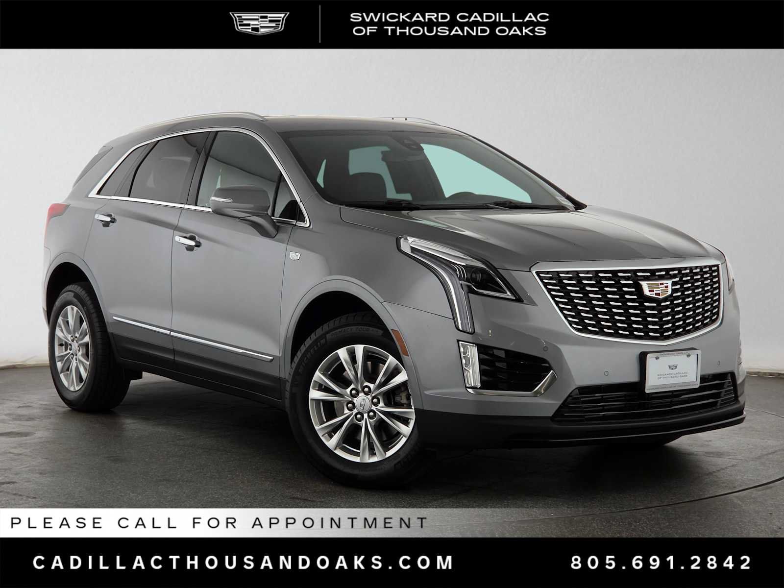 Used 2026 Cadillac XT5 Luxury w/ LPO, Floor Liner Package AWD/4WD image 1