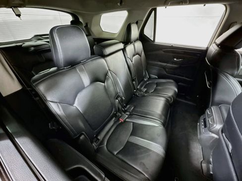 Used 2023 Honda Pilot EX-L image 25