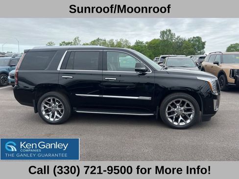 Used 2020 Cadillac Escalade Luxury AWD/4WD image 4