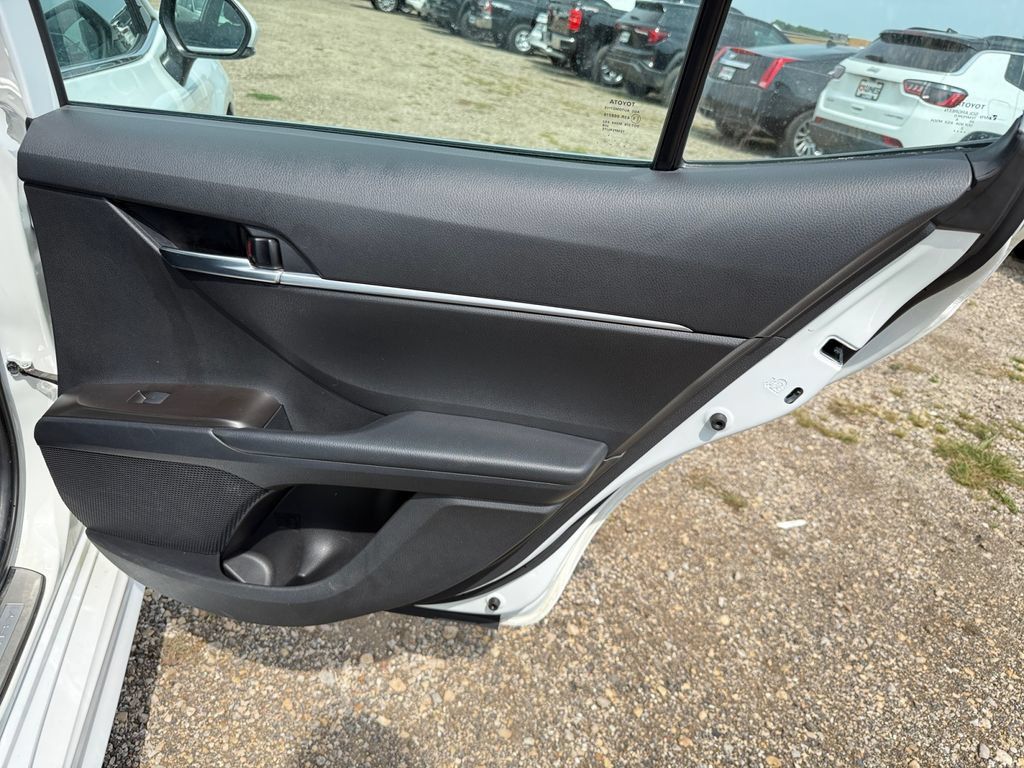 Used 2024 Toyota Camry SE FWD image 39