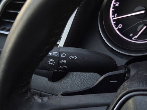 Used 2021 Toyota Camry SE w/ Convenience Package image 22