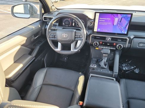 New 2025 Toyota 4Runner Limited image 12