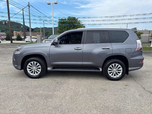 Used 2021 Lexus GX 460 Premium w/ Premium Package AWD/4WD image 2