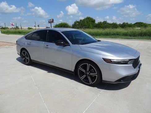 New 2026 Honda Accord SE image 3