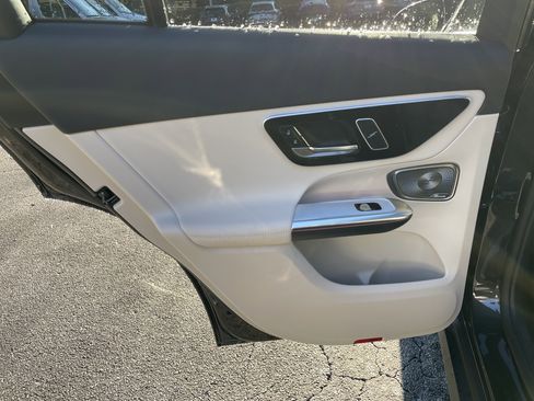 New 2026 Mercedes-Benz GLC 300 4MATIC image 35