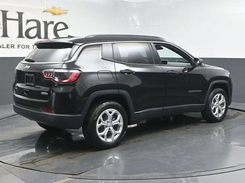 Used 2024 Jeep Compass Latitude AWD/4WD image 54