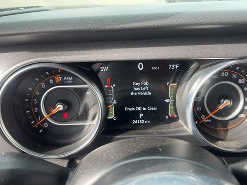 Used 2023 Jeep Gladiator Mojave w/ LED Lighting Group AWD/4WD image 16