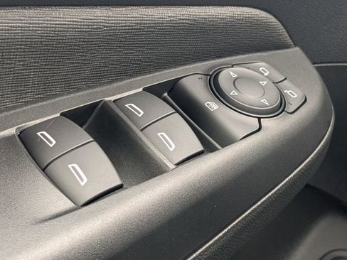 New 2026 Buick Envista Sport Touring w/ Convenience I Package FWD image 25