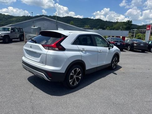 Used 2022 Mitsubishi Eclipse Cross SEL FWD image 8
