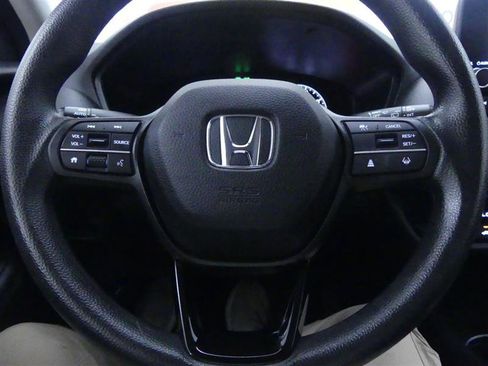Used 2023 Honda HR-V LX image 14