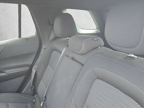 Used 2026 Chevrolet Equinox LT FWD image 21
