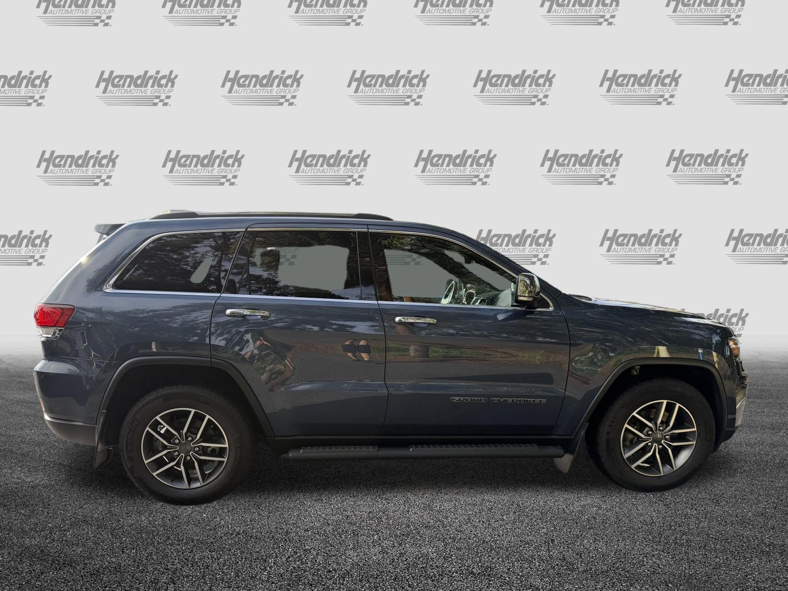 Used 2021 Jeep Grand Cherokee Limited w/ Premium Lighting Group AWD/4WD image 10
