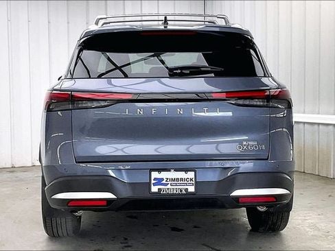 Certified 2026 INFINITI QX60 Luxe w/ Cargo Package AWD/4WD image 4