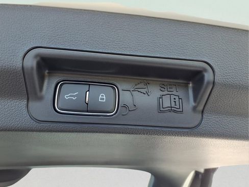 New 2026 Ford Explorer ST-Line AWD/4WD image 23