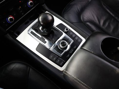 Used 2010 Audi Q7 3.6 Premium image 32