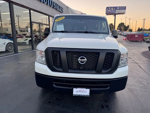 Used 2020 Nissan NV 3500 S image 8