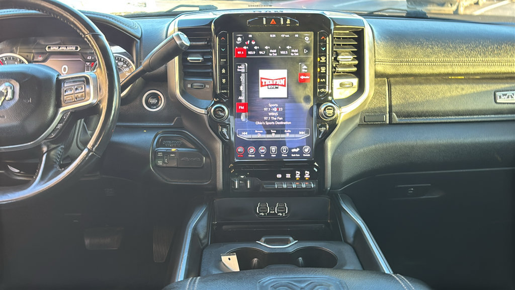 Used 2020 RAM 2500 Laramie w/ Night Edition AWD/4WD image 6