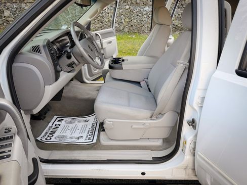 Used 2011 GMC Sierra 1500 4x4 Crew Cab Hybrid image 11