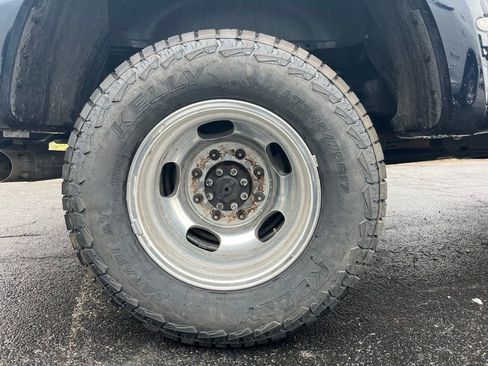 Used 2023 Ford F350 XL image 28