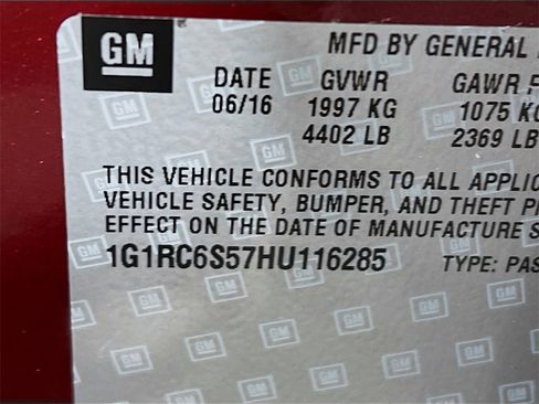 Used 2017 Chevrolet Volt LT w/ Comfort Package image 28