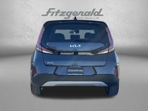 Used 2023 Kia Soul LX w/ LX Technology Package image 6