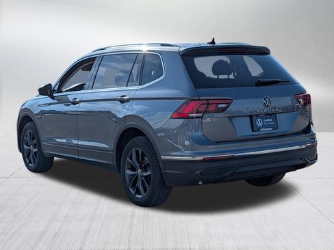 Certified 2024 Volkswagen Tiguan SE image 5